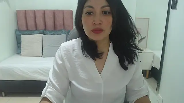 sophia hadid online show from 03-03-26, 12:34