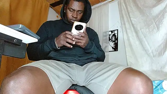 Snapshot of angel_bonbom chatting on 11-17-25, 07:23 angel bonbom online show from 11-17-25, 07:23