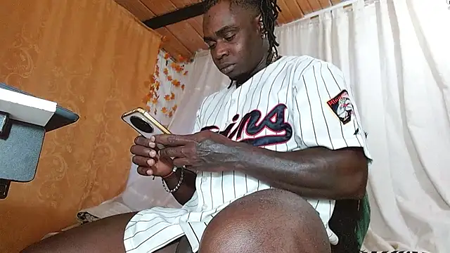 angel bonbom online show from 03-12-26, 11:42