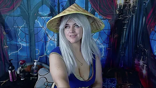 Snapshot of cristina_blu21 chatting on 06-26-26, 04:57 cristina blu21 online show from 06-26-26, 04:57