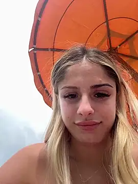 BritneyDimond online show from 12-30-24, 01:47