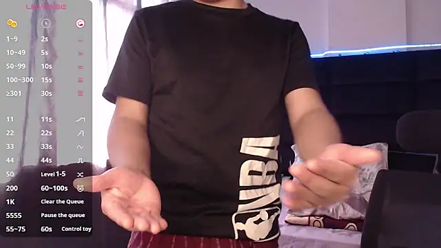 andrewmhilton  online show from 11-17-25, 07:07