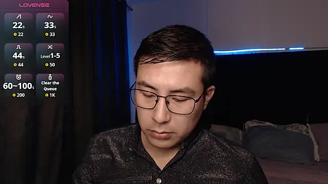 andrewmhilton  online show from 12-16-25, 06:39