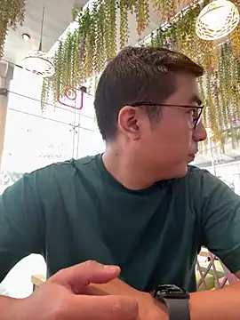 andrewmhilton  online show from 10-29-25, 05:45