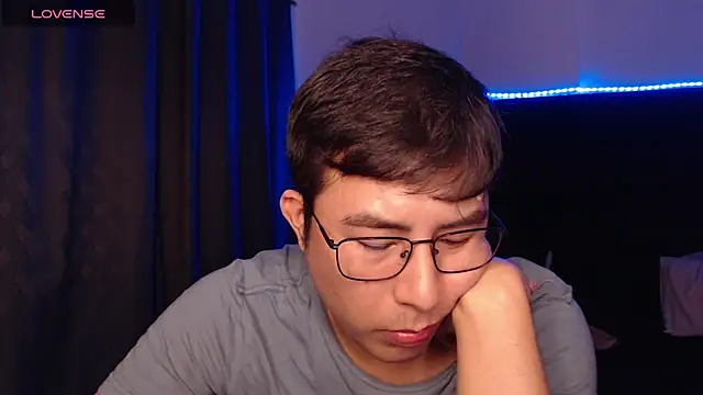 andrewmhilton  online show from 02-21-26, 06:48