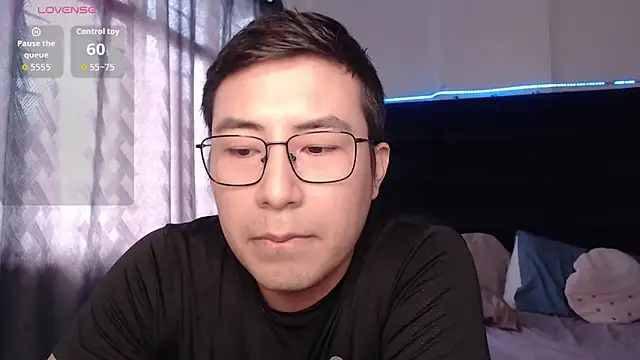 andrewmhilton  online show from 01-06-26, 05:39