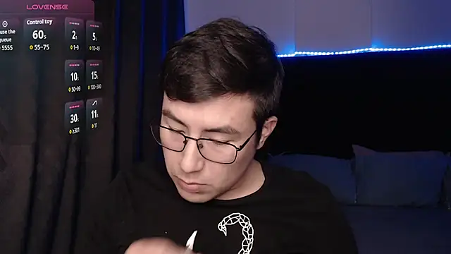 andrewmhilton  online show from 03-09-26, 05:55