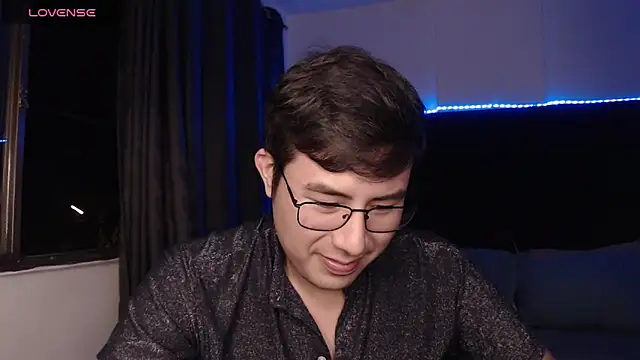 andrewmhilton  online show from 03-23-26, 06:02