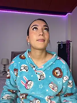 Snapshot of _Tammyy chatting on 10-31-25, 12:35 Tammyy online show from 10-31-25, 12:35