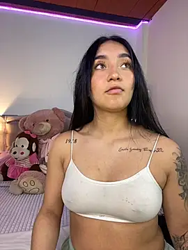 Snapshot of _Tammyy chatting on 10-21-25, 07:02 Tammyy online show from 10-21-25, 07:02