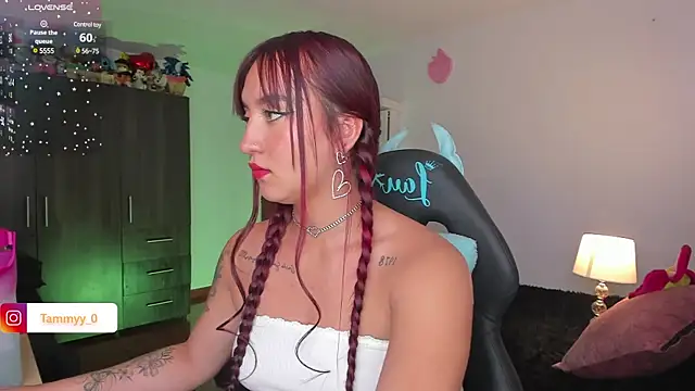 Snapshot of _Tammyy chatting on 02-14-25, 08:15 Tammyy online show from 02-14-25, 08:15