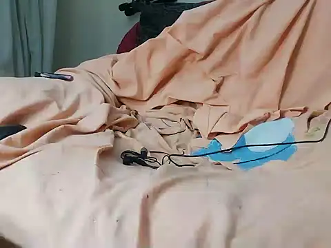 maxxx20202020 online show from 02-01-25, 09:51