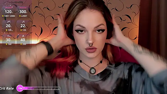 Snapshot of BratzieDarsie chatting on 10-06-25, 10:05 BratzieDarsie online show from 10-06-25, 10:05