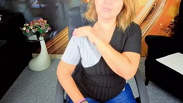 EmmaxPark online show from 09-17-25, 06:26