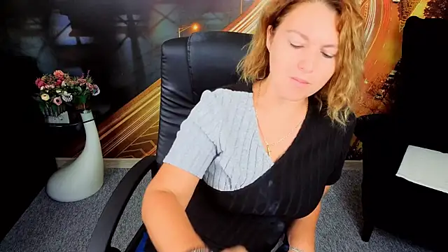 EmmaxPark online show from 09-23-25, 06:20