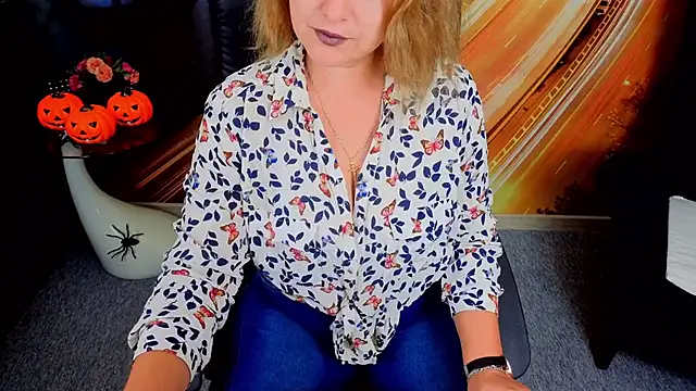 EmmaxPark online show from 10-29-25, 06:23