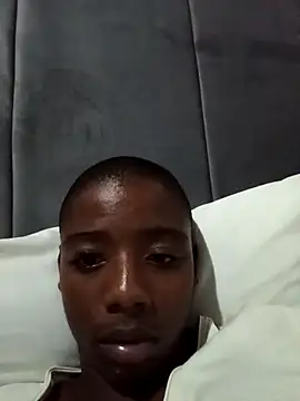 BLACK BOTTOM03 online show from 01-05-26, 06:44