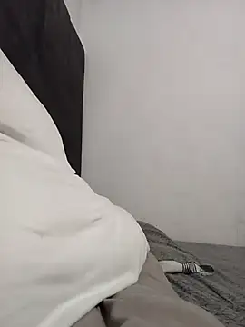 BLACK BOTTOM03 online show from 01-13-26, 04:16