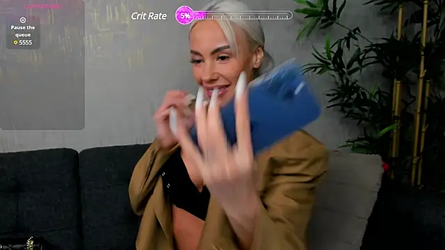 Snapshot of Bailey_Rush chatting on 03-22-25, 02:03 Bailey Rush online show from 03-22-25, 02:03