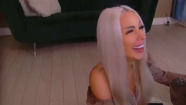 Bailey Rush online show from 04-14-26, 06:02