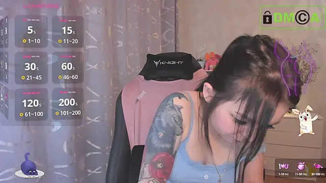 Snapshot of AnnyHoney_ chatting on 10-16-25, 11:18 AnnyHoney online show from 10-16-25, 11:18