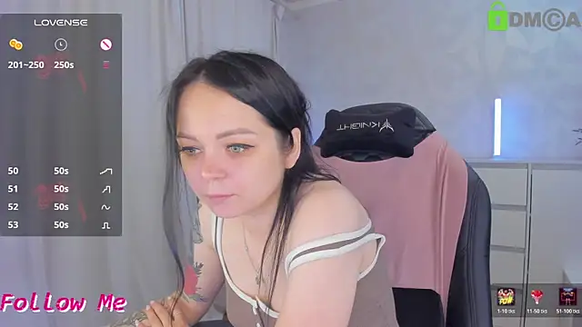 Snapshot of AnnyHoney_ chatting on 06-18-26, 11:48 AnnyHoney online show from 06-18-26, 11:48