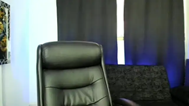 jhonnysnow17 online show from 04-26-26, 11:13