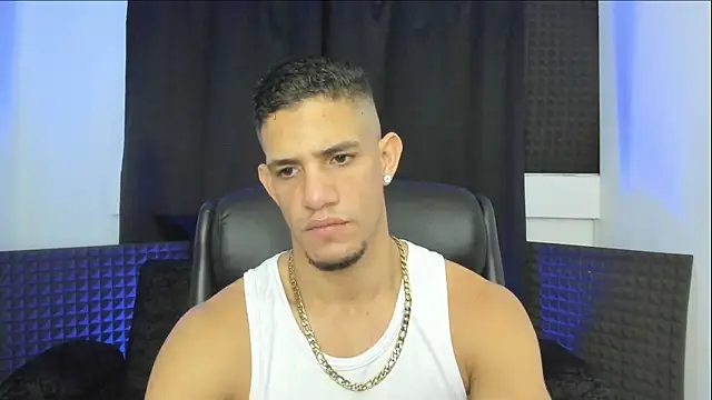 jhonnysnow17 online show from 06-25-26, 01:03
