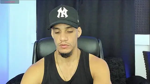 jhonnysnow17 online show from 05-19-26, 03:57