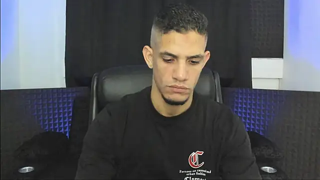 jhonnysnow17 online show from 07-19-26, 05:38
