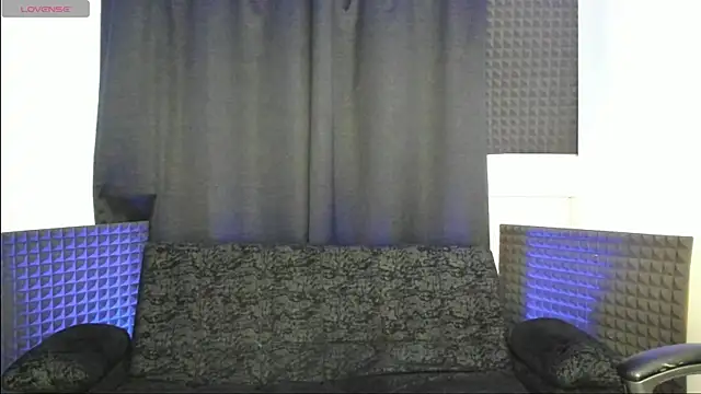 jhonnysnow17 online show from 06-05-26, 05:34