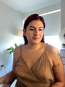 Snapshot of ari_artis chatting on 09-21-25, 04:34 ari artis online show from 09-21-25, 04:34