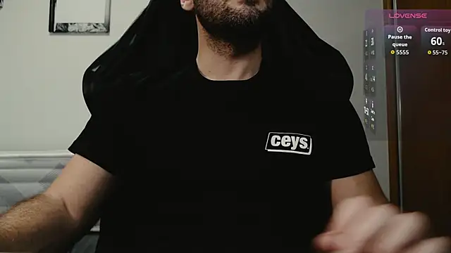 cutehairymacho online show from 12-18-25, 02:21