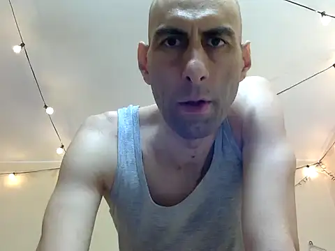 HandsomeAlfie online show from 10-08-25, 02:35