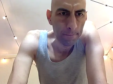 HandsomeAlfie online show from 09-27-25, 08:20