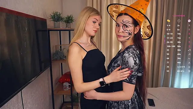 EllenReeves online show from 10-31-25, 06:32