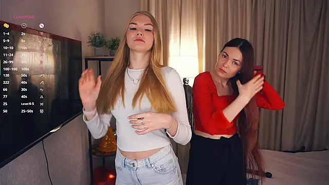 EllenReeves online show from 12-05-25, 06:12