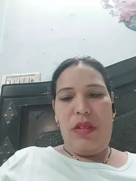 Snapshot of Poojabhabi101 chatting on 07-03-26, 05:36 Poojabhabi101 online show from 07-03-26, 05:36