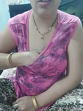 Snapshot of Poojabhabi101 chatting on 07-07-26, 05:16 Poojabhabi101 online show from 07-07-26, 05:16