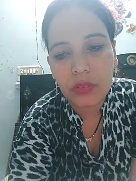 Poojabhabi101 online show from 03-29-26, 04:41