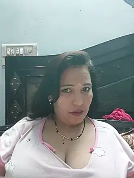 Snapshot of Poojabhabi101 chatting on 06-20-26, 05:56 Poojabhabi101 online show from 06-20-26, 05:56