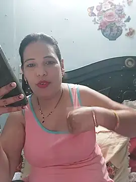 Snapshot of Poojabhabi101 chatting on 07-15-26, 05:25 Poojabhabi101 online show from 07-15-26, 05:25