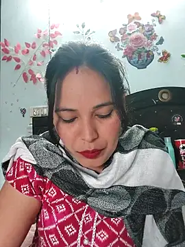 Poojabhabi101 online show from 12-16-25, 06:17