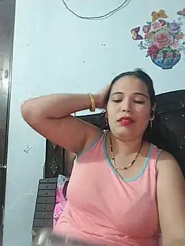 Snapshot of Poojabhabi101 chatting on 06-10-26, 06:03 Poojabhabi101 online show from 06-10-26, 06:03