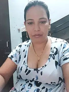 Poojabhabi101 online show from 09-18-25, 06:16