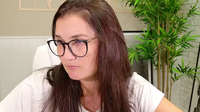 SelineSole online show from 09-15-25, 03:01