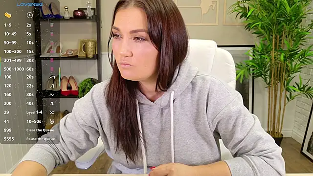 SelineSole online show from 09-24-25, 03:40