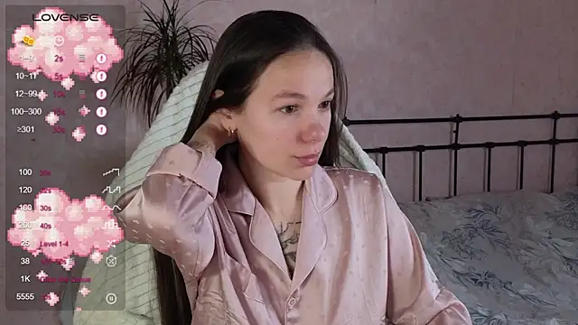 lil luna x online show from 05-03-26, 03:33