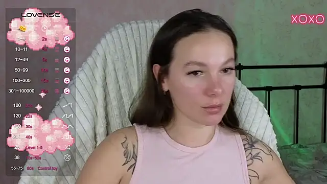 lil luna x online show from 02-17-25, 01:00