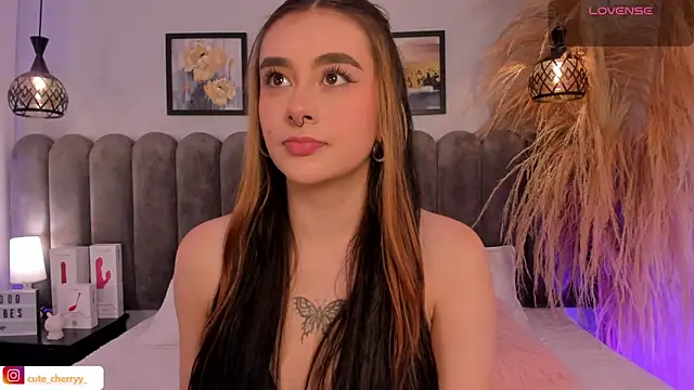 cute  cherry  online show from 04-08-26, 08:21